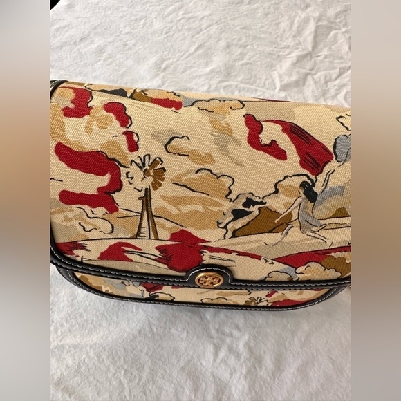 Tory Burch Robinson Printed Canvas Shoulder Bag Kite Landscape NWT - Picture 12 of 16